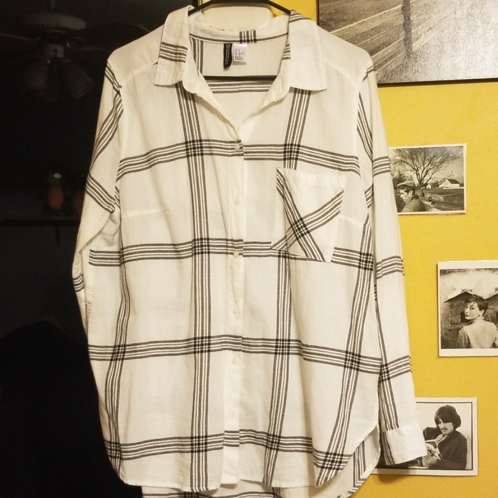 Black and white button down Size 14